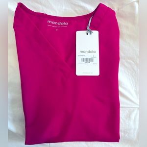 Mandala 6 Pocket Top Navy Raspberry